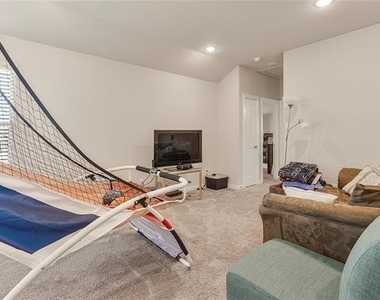 2513 Peoria Drive - Photo Thumbnail 16