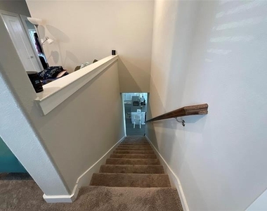 2513 Peoria Drive - Photo Thumbnail 18