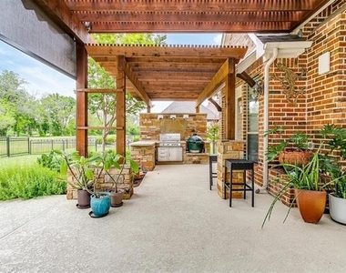 203 Augusta Court - Photo Thumbnail 29