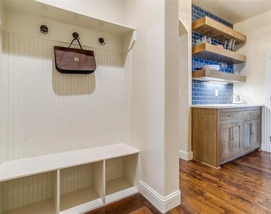 203 Augusta Court - Photo Thumbnail 16