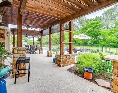 203 Augusta Court - Photo Thumbnail 30