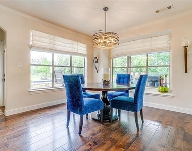 203 Augusta Court - Photo Thumbnail 11