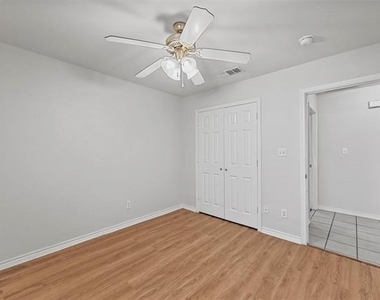 514 Harris Street - Photo Thumbnail 22
