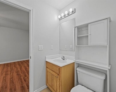 514 Harris Street - Photo Thumbnail 28