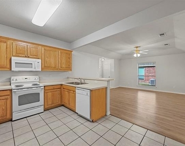 514 Harris Street - Photo Thumbnail 11