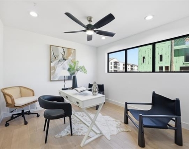 4635 Manett Street - Photo Thumbnail 5