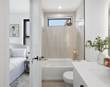 4635 Manett Street - Photo Thumbnail 24