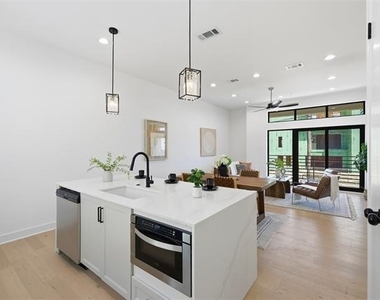 4635 Manett Street - Photo Thumbnail 15
