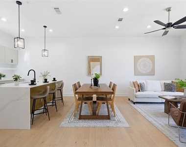 4635 Manett Street - Photo Thumbnail 6
