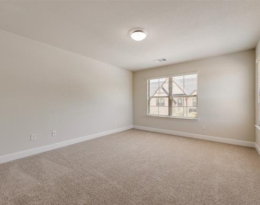 6918 Yellow Hammer Way - Photo Thumbnail 7