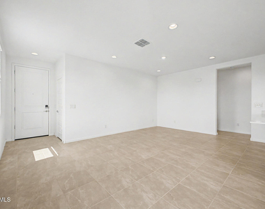 18732 W Maplewood Drive - Photo Thumbnail 3
