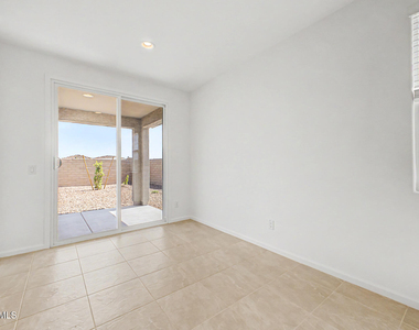 18732 W Maplewood Drive - Photo Thumbnail 5
