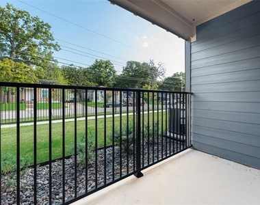 4225 Bernice Street - Photo Thumbnail 19