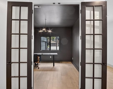 205 E 3rd Street - Photo Thumbnail 11