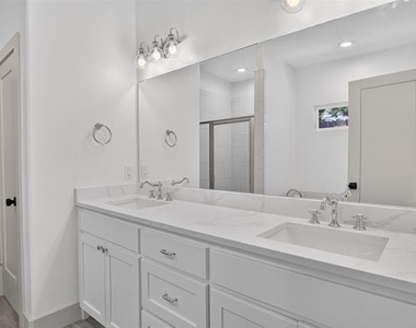 205 E 3rd Street - Photo Thumbnail 17