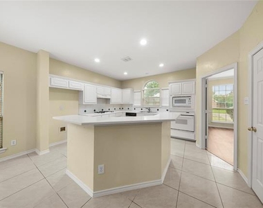 2808 Barksdale Drive - Photo Thumbnail 24