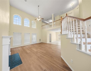 2808 Barksdale Drive - Photo Thumbnail 29