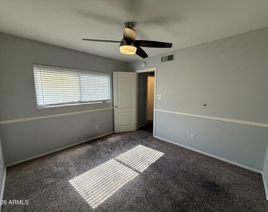 5665 W Galveston Street - Photo Thumbnail 12