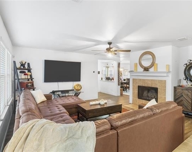 7505 Tin Cup Drive - Photo Thumbnail 9