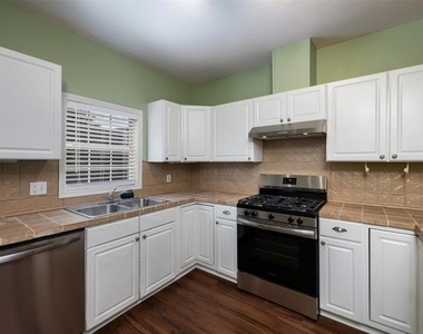 8823 San Benito Way - Photo Thumbnail 14