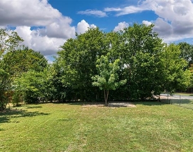 8823 San Benito Way - Photo Thumbnail 21