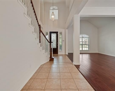 3104 Angus Drive - Photo Thumbnail 4