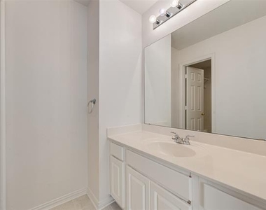 3104 Angus Drive - Photo Thumbnail 23