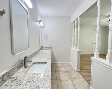 1308 Mistywood Lane - Photo Thumbnail 11