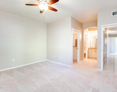 5335 E Shea Boulevard - Photo Thumbnail 11