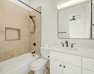 3229 E Roma Avenue - Photo Thumbnail 30