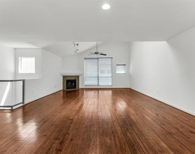 1429 Caddo Street - Photo Thumbnail 5