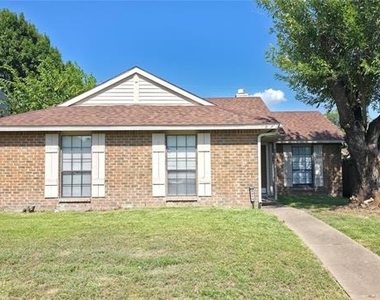 4514 Carmel Lane - Photo Thumbnail 11