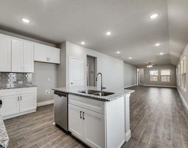 1080 Norias Drive - Photo Thumbnail 6