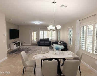 9850 W Deanna Drive - Photo Thumbnail 7