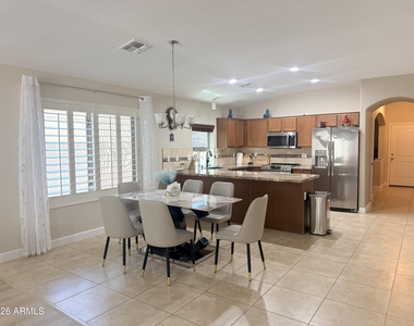 9850 W Deanna Drive - Photo Thumbnail 3