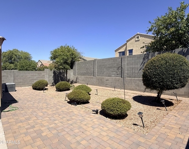 9850 W Deanna Drive - Photo Thumbnail 12