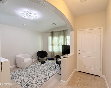 9850 W Deanna Drive - Photo Thumbnail 2