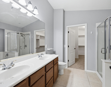 27705 N 23rd Drive - Photo Thumbnail 4
