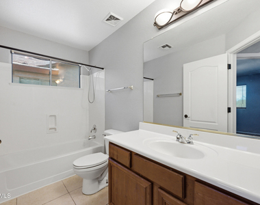 27705 N 23rd Drive - Photo Thumbnail 11