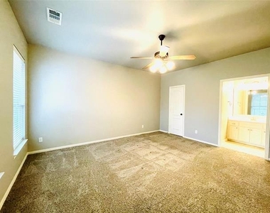 40 Emerald Pond Drive - Photo Thumbnail 26