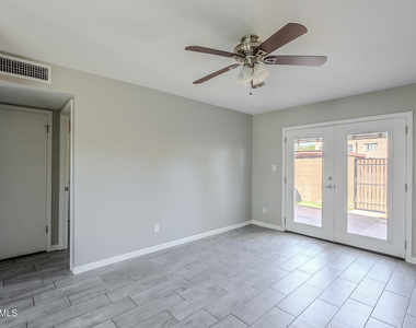 600 S Dobson Road - Photo Thumbnail 2