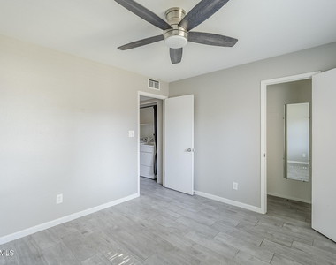 600 S Dobson Road - Photo Thumbnail 16