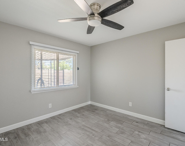 600 S Dobson Road - Photo Thumbnail 13