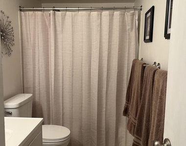 3313 N 68th Street - Photo Thumbnail 15