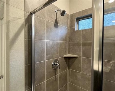 1608 Lannon Lane - Photo Thumbnail 21