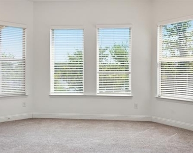 2722 Catoosa Lane - Photo Thumbnail 12