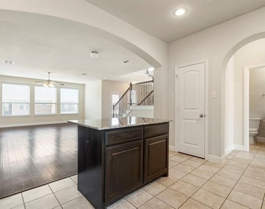 2640 Venice Drive - Photo Thumbnail 20