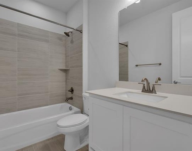 16128 Harris Hawk Street - Photo Thumbnail 29