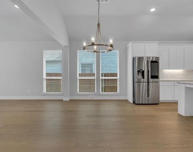 16128 Harris Hawk Street - Photo Thumbnail 12