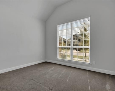 16128 Harris Hawk Street - Photo Thumbnail 30